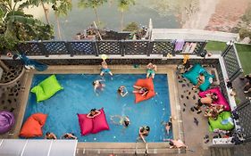 Mad Monkey Bangkok